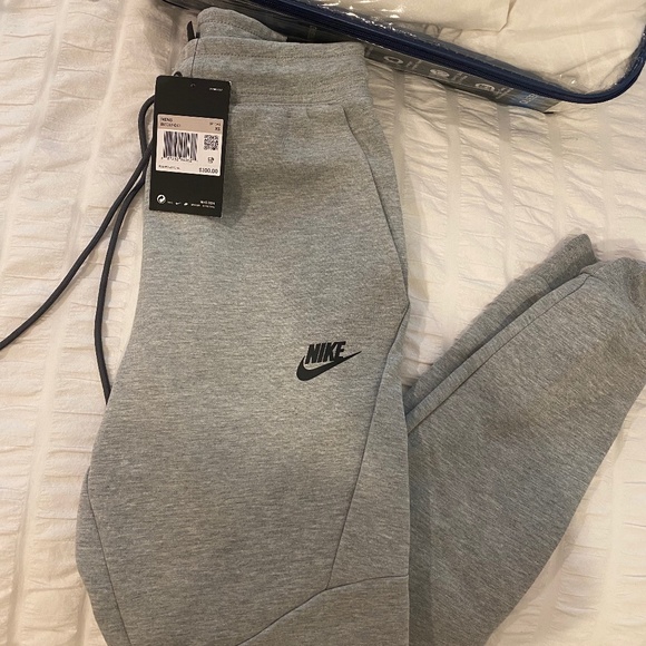 nike slim fit grey sweatpants